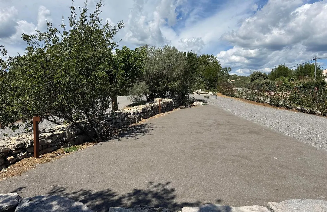 Les Villas de Perret-1